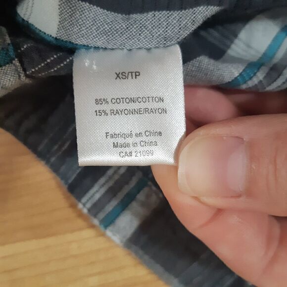 Long Sleeve Plaid Button Down Shirt small - Picture 8 of 8